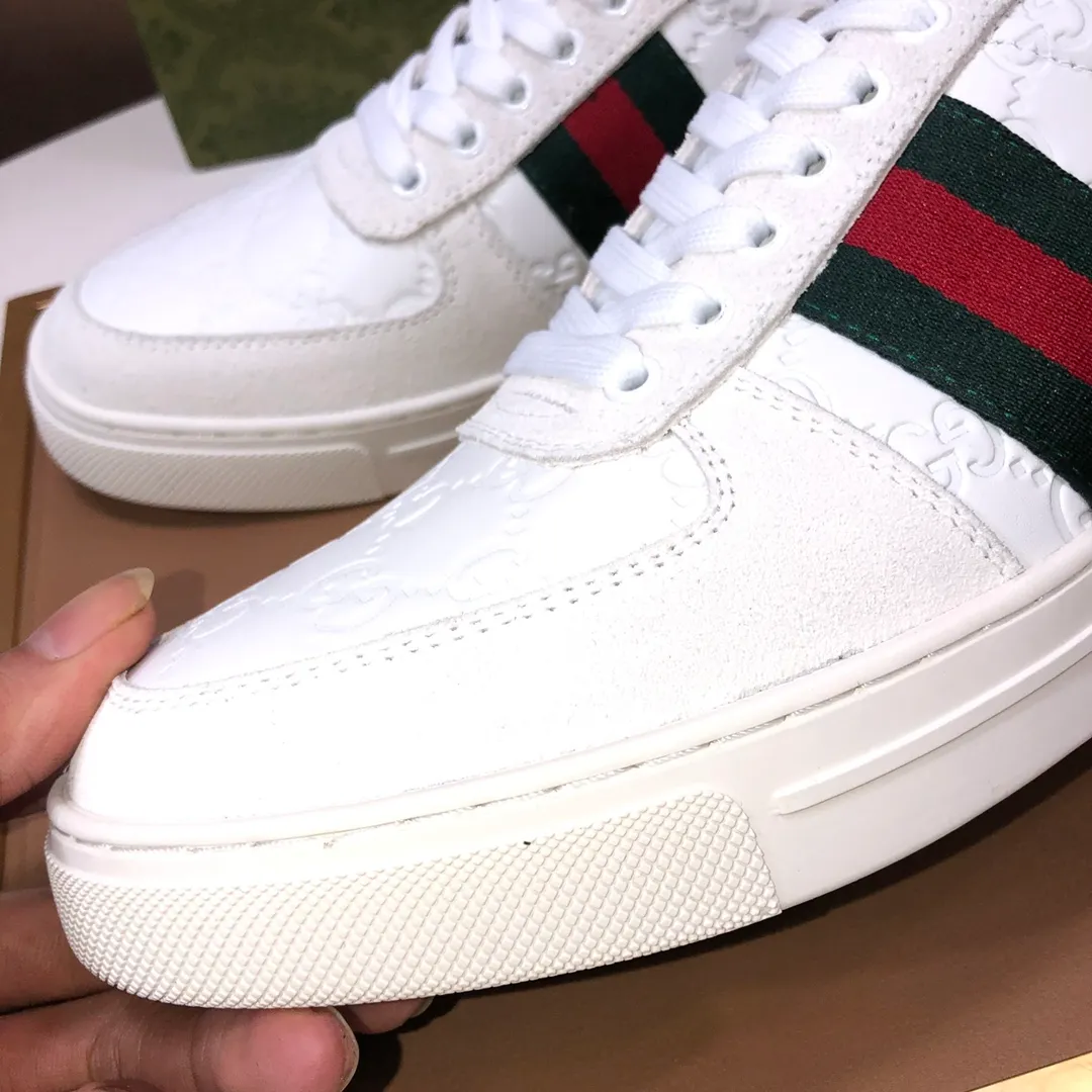 Men's shoes💰440💰[GUCCI] Official website 1:1 men's sports shoes are now on the market. They are made of original fabric + water-dyed sheepskin lining, plus the official website original 1:1 comfortable outsole. Fashionable and versatile, super comfortable and breathable. Standard shoe size 38/45 (custom-made size 45 is non-refundable)